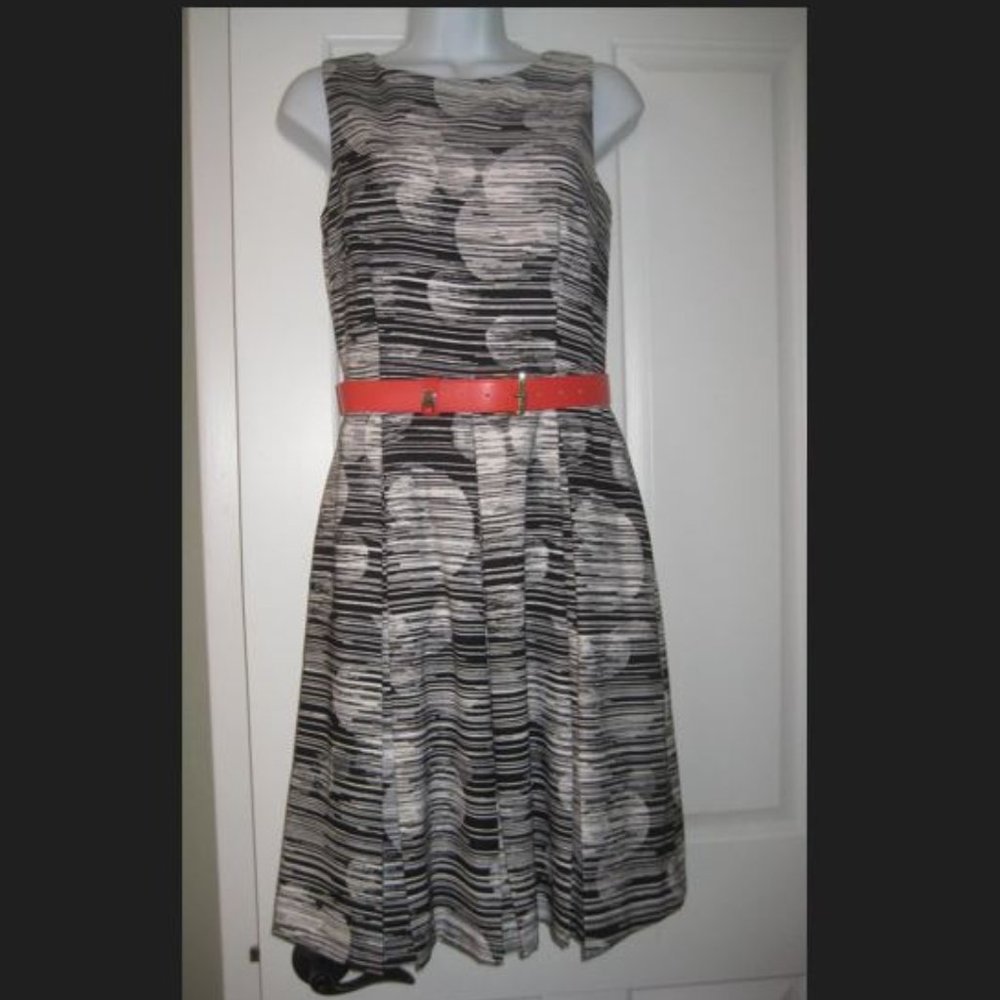 TAHARI WOMEN’S IVORY & BLACK STRIPED SLEEVELESS DRESS 4